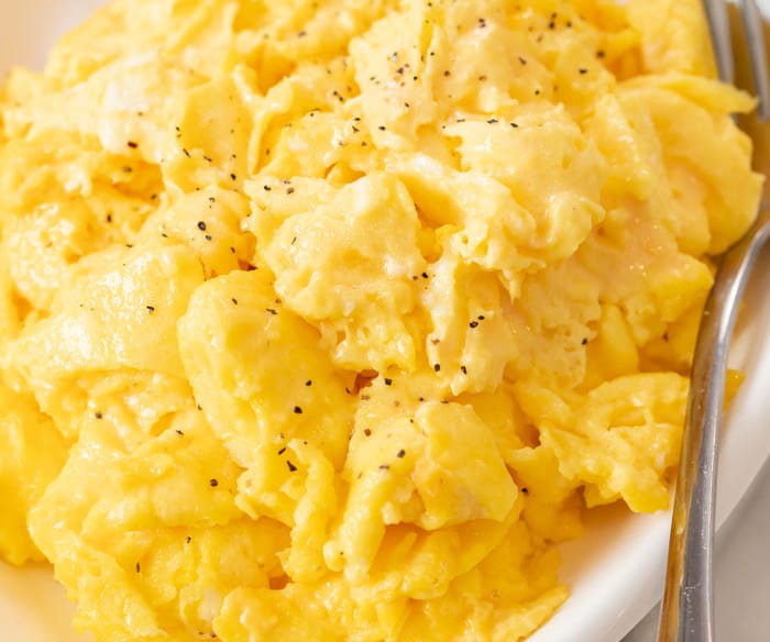 Fluffy-Scrambled-Eggs