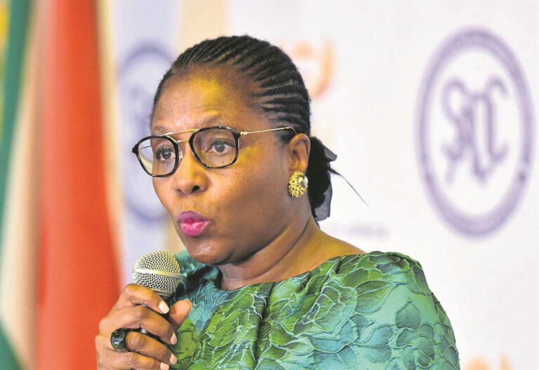Minister Ayanda Dlodlo