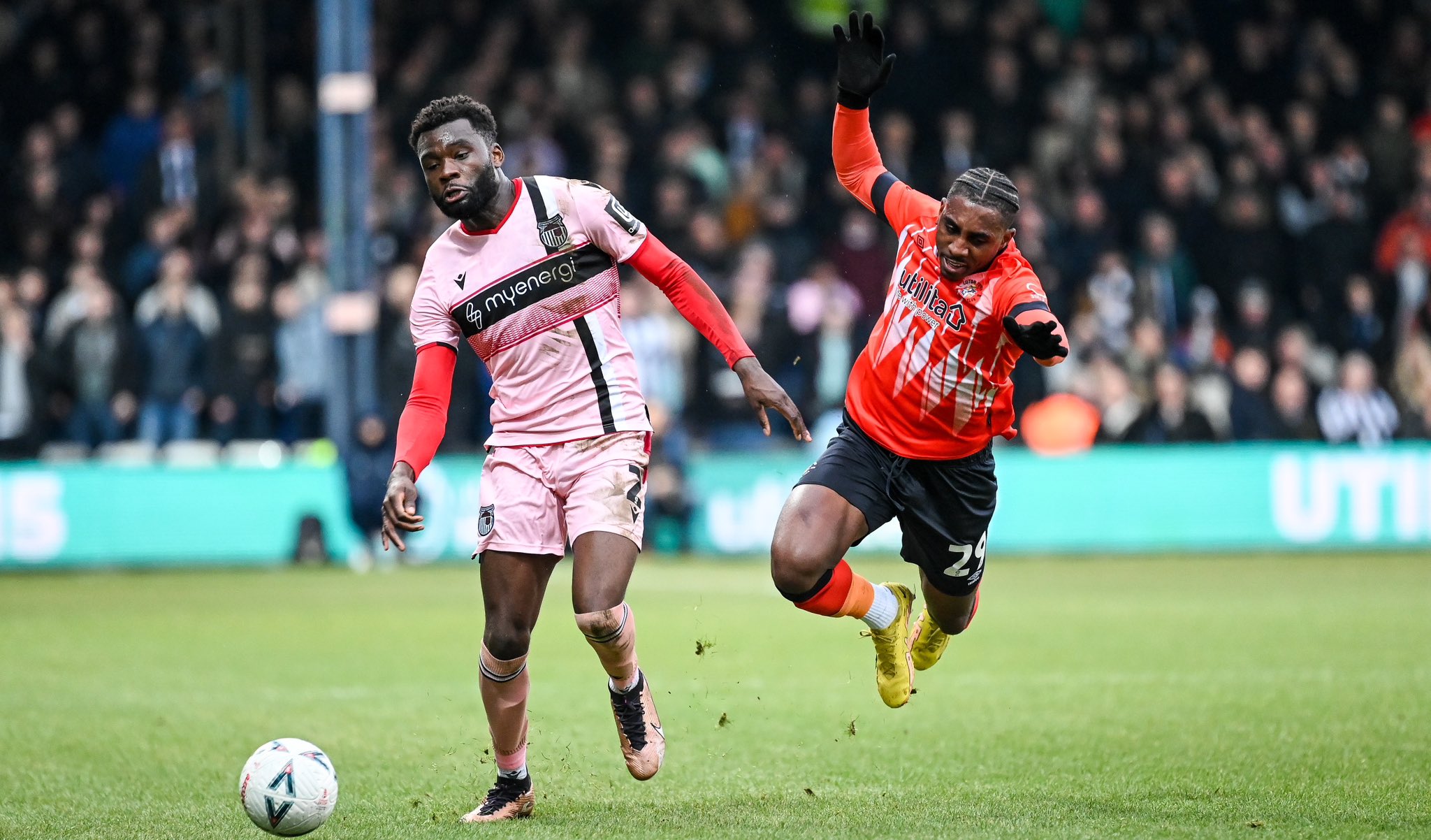 Luton Town 2- 2 Grimsby Town